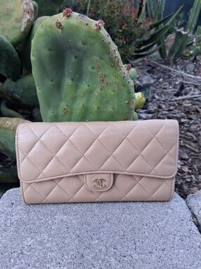 CHANEL Beige Quilted Leather Wallet with CC Turnlock